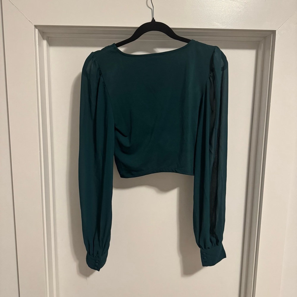Dynamite Katie Sculpt Twist Front Crop Top Green Size M - Picture 5 of 8